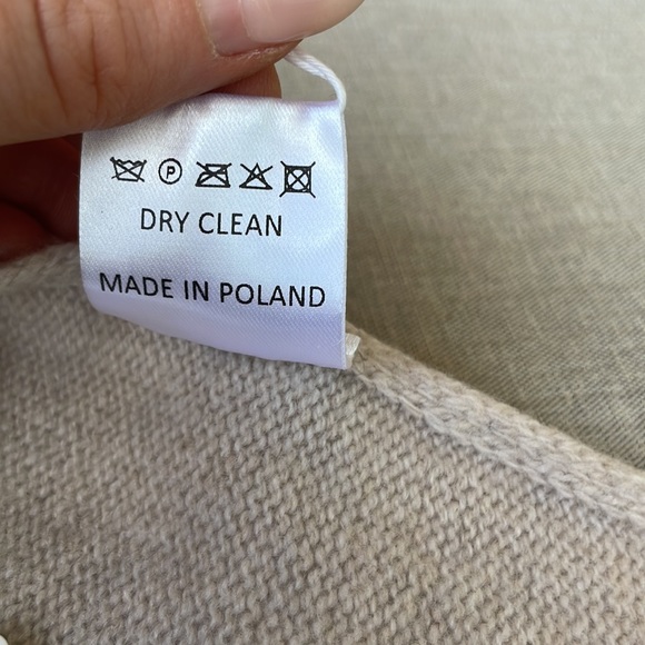 Frost cashmere scarf - Picture 7 of 11